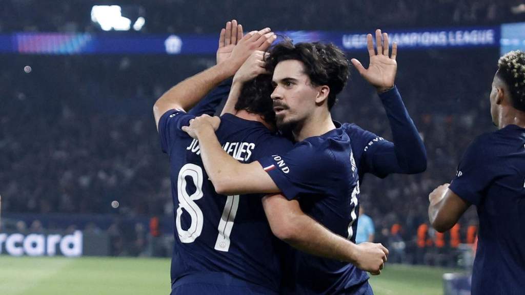 PSG Tolak Mentah-Mentah Tawaran Real Madrid untuk Dua Bintangnya